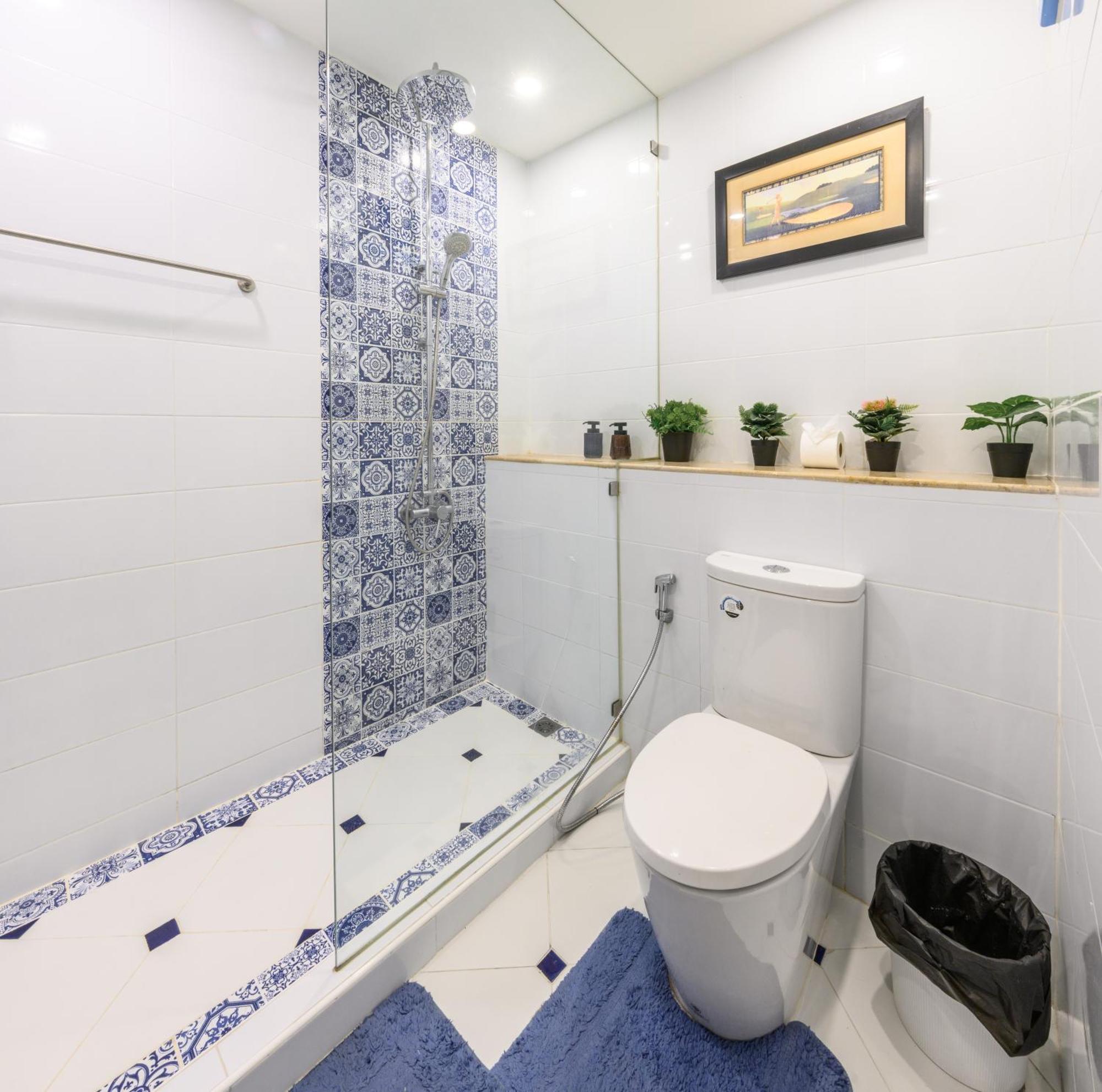 Jomtien Beachfront Stylish Studio , Stunning Seaview , Big Pool Exterior foto