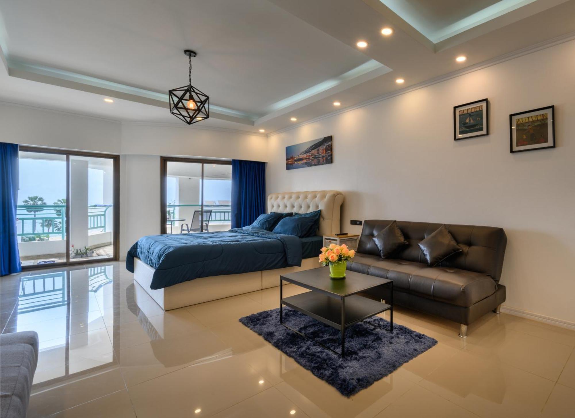 Jomtien Beachfront Stylish Studio , Stunning Seaview , Big Pool Exterior foto